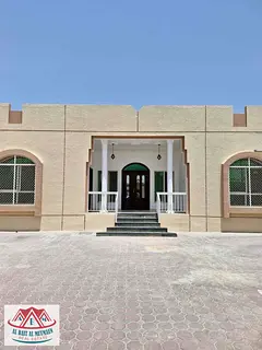 Clean ground floor villa three rooms with air conditioning