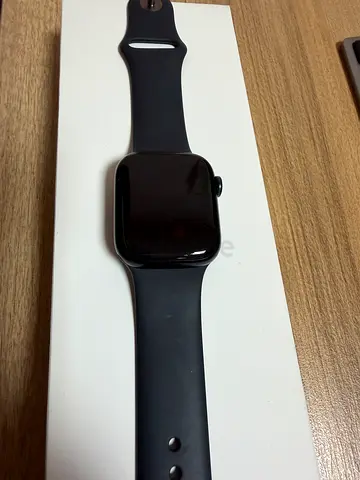 Apple Watch Series 9 41mm GPS + Cellular – Midnight Aluminium