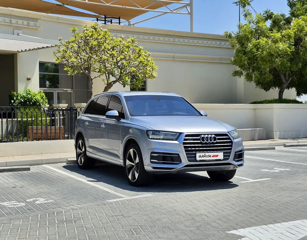 Audi Q7 2016 — photo 1 of 14