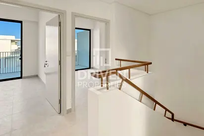 Premium Townhouse | Single Row | Near Golden Beach
