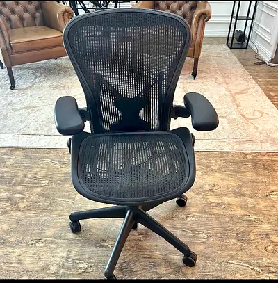 Selling herman miller Aeron chair.confirtable for long time sitting
