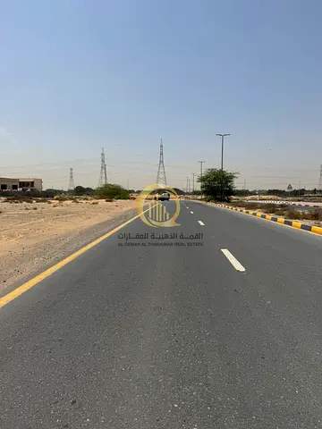 للبيع ارض صناعيه الحنو الجليل الصجعه الصناعيه تملك حر لجميع الجنسيات . مساحه مميزه 17,600 قدم شارع 36 عام من مدخل الامارات مباشره