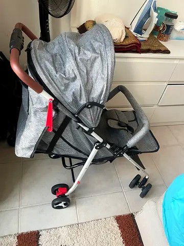 Lightweight grey baby stroller - used, good condition