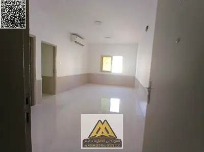 Master bedroom | Central air conditioning | Spacious area | Distinctive view | Balcony