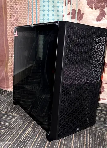 Corsair PC Case 3000D Airflow New with 2 Fan’s