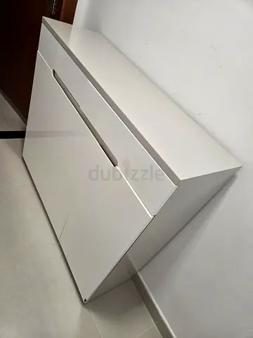 White Wall-Mounted Storage Cabinet / Wall Cupboard - Good Condition