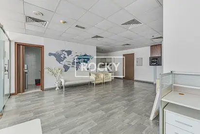Ready to Move | Furnished | 4 Partitions