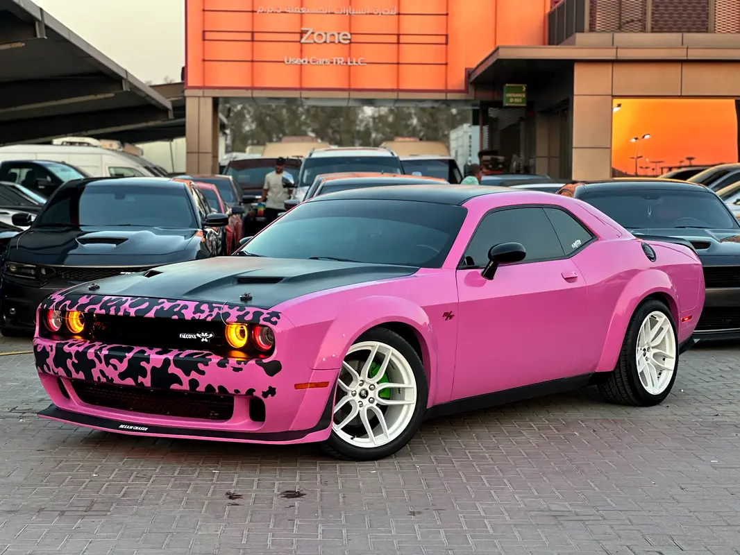 Dodge Challenger 2017 — photo 1 of 9