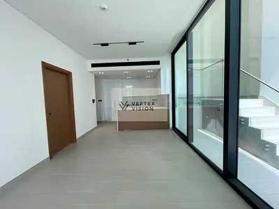 Spacious Layout | 2BR Apartment | Excellent Connectivity