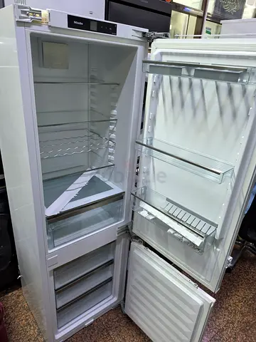 Miele 7th series refrigerator and freezer unit - good working condition