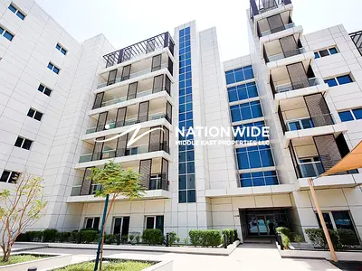 Elegant 3BR+M|2 Balcony|Stylish Layout|Prime Area