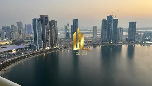للبيع شقة في برج أساس – شارع الخان، الشارقة