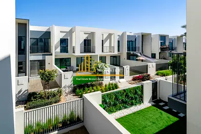 Corner 4BR Villa | Private Garden