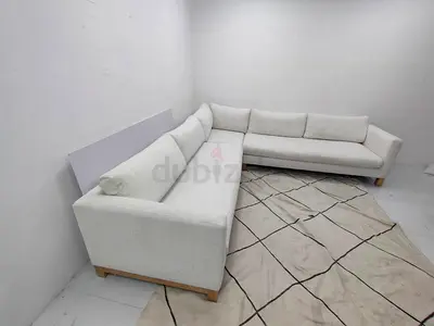 Brand new condition cratebarrel sofa