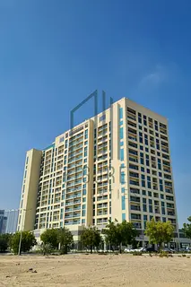 1HBK | Multiple Views | Balcony Access | 4 CHEQUES