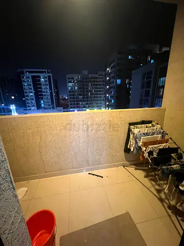 Private bed Room sharing for Executive Bachelors or Ladies (Max 3 persons) -in 2 bed room apartment