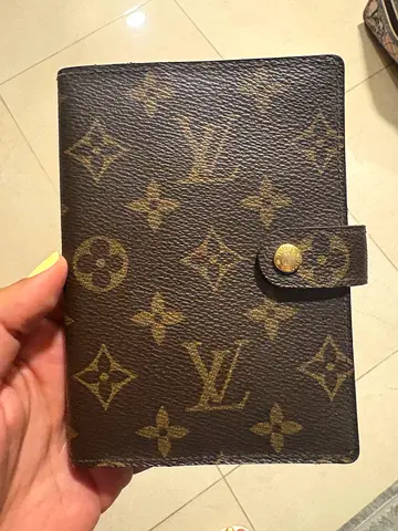 Louis Vuitton Monogram Agenda Wallet