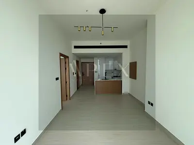 Available Now | 1BR | 12 Cheques | Parking