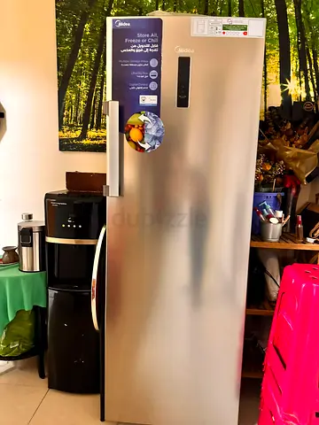 MIDEA FREEZER