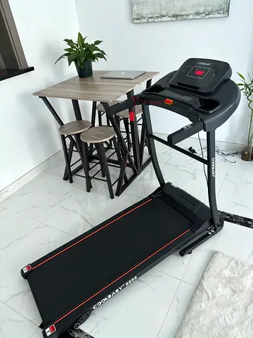 Foldable 1.5HP Treadmill – Manual Incline | Lightweight | Excellent Condition