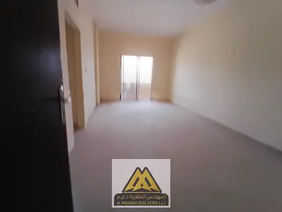 Excellent location | Excellent price | Vibrant area | Close to all amenities | Regular maintenance included | Open view