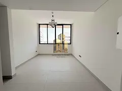 Brand new luxury apartment _with balcony _wardrobe ready to move