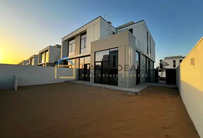 4BR+M Townhouse | Type A | Near Pool and Park