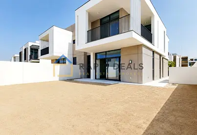 Type B 4BR+M Semi-Detached Villa - Close to Pool