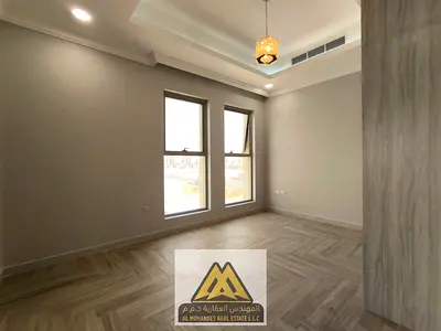 4 غرف ماستر | صالة واسعة | غرفة طعام | قبو | غرفة خادمة | مسبح خاص | تراس | سهله الوصول
