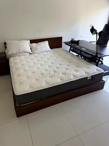 Furniture - multiple items