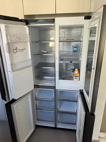 LG brand interview 4 door fridge freezer with water Dispenser and ice maker
