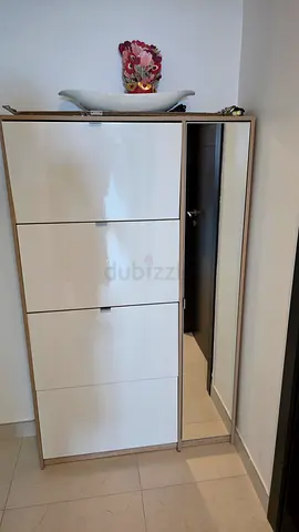 White high gloss 4-door shoe cabinet with mirror frame