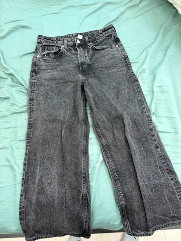 Women’s black pants