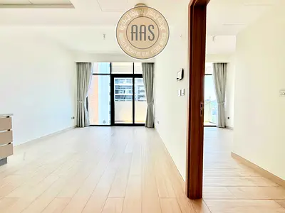 Luxurious & lavish 1bhk with 2 washroom Huge size •• chiller free •• brand new •• very nice view ••