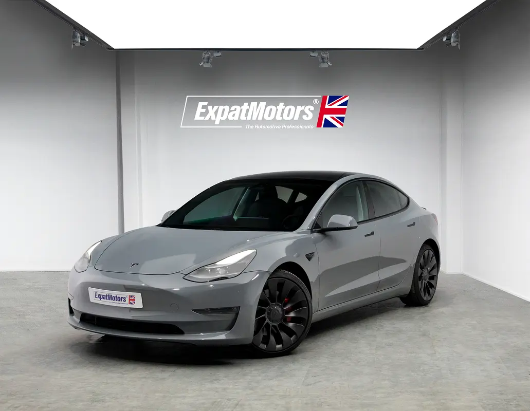 Tesla Model 3 2023 — photo 1 of 20