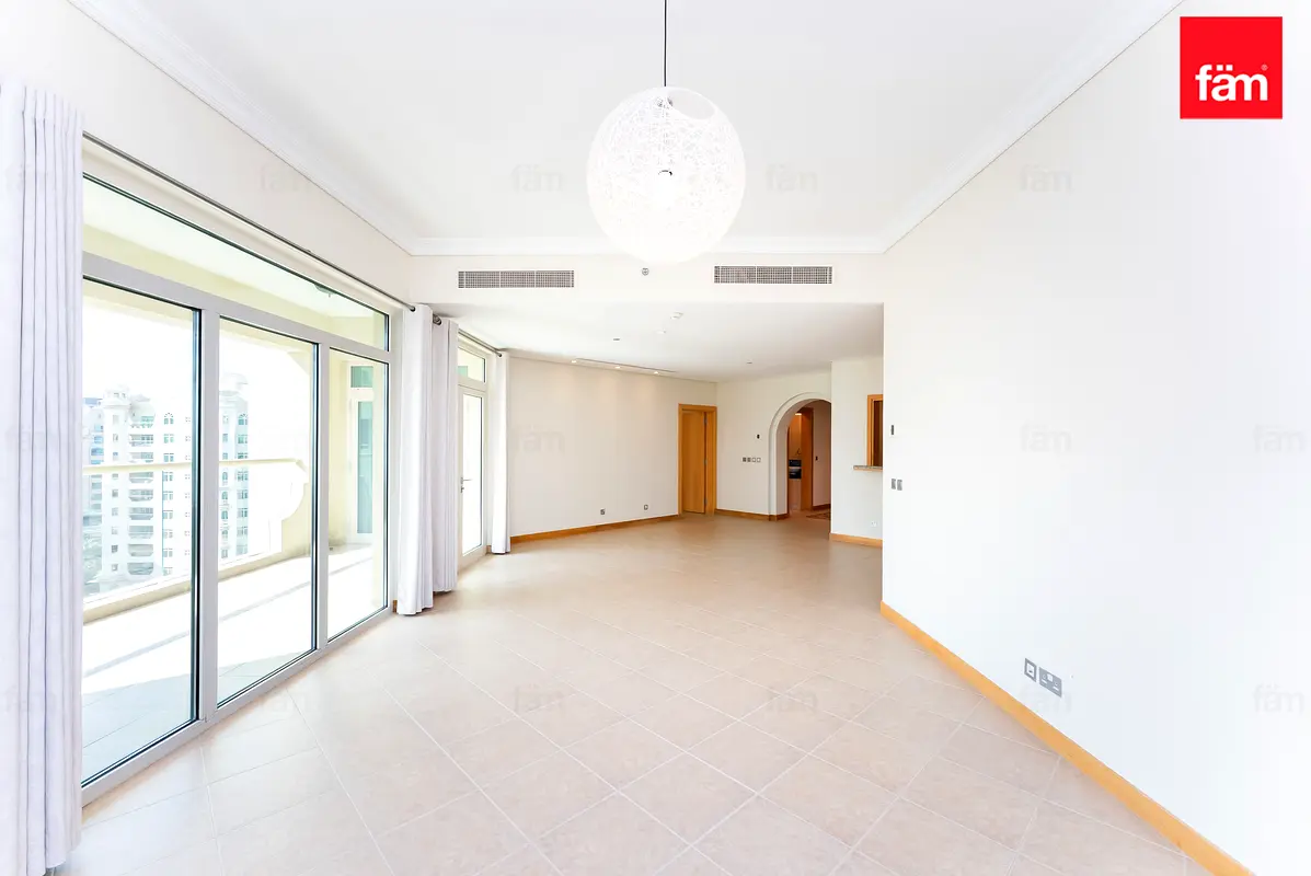 gallery-tour