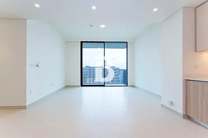 Ready to Move In | Modern 1BR | Prime Location