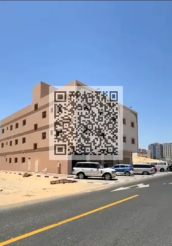 للبيع بناية استثمارية بعائد قوي في الجرف