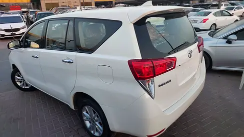 2020 Toyota INNOVA — фото 10