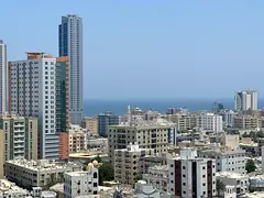 Sea View Apartment with Master Maid's Room, Built-in Wardrobes, 5 Bathrooms &amp; Huge Kitchen n