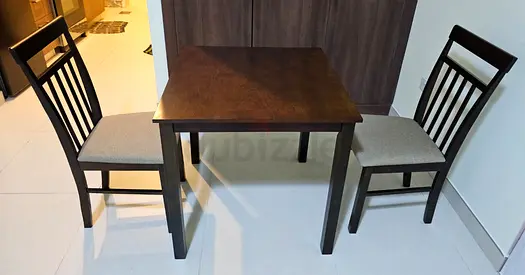 TABLE FOR TWO