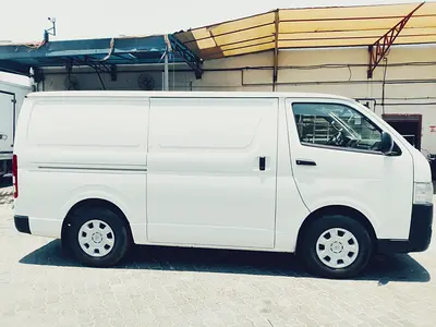 2026 Toyota HIACE 照片 4