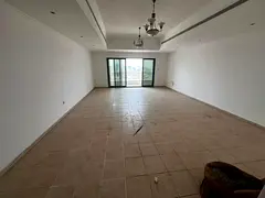 Balcony with an open sea view - Spacious areas - 4 bathrooms - Built-in wardrobes - Prime location c