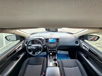 Nissan Pathfinder SV 2019 - American Specs - Excellent Condition