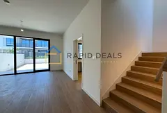 Elegant 3BR+M Townhouse for Rent | Single Row Unit