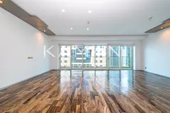 Vacant | Unfurnished | Stunning Views