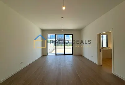 Single Row Unit | 3BR+M Elegant Townhouse for Sale