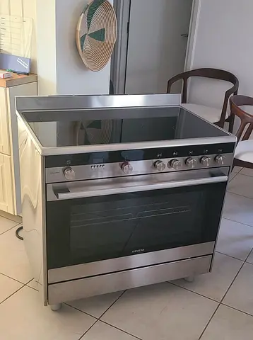 Siemens IQ700 Electric Cooker 5 Burner 90cm freestanding