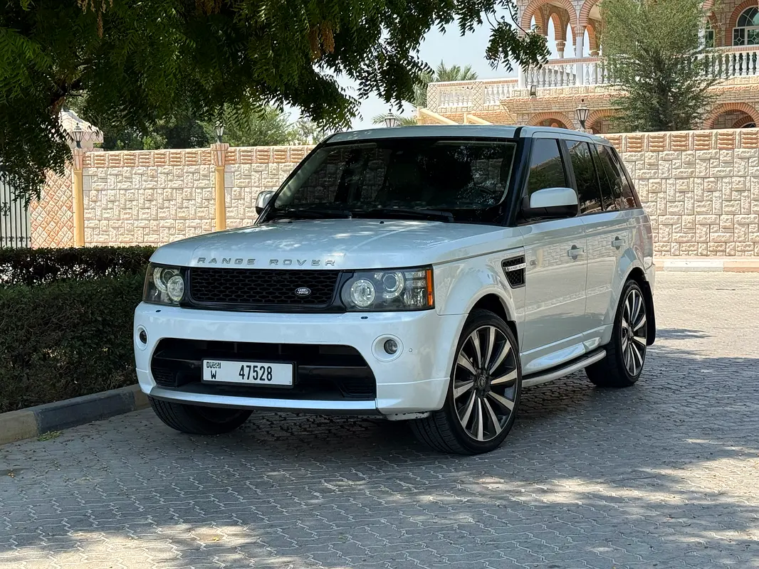 Land Rover Range Rover Sport 2012 — photo 1 of 14