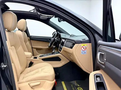 2020 Porsche MACAN 缩略图 15